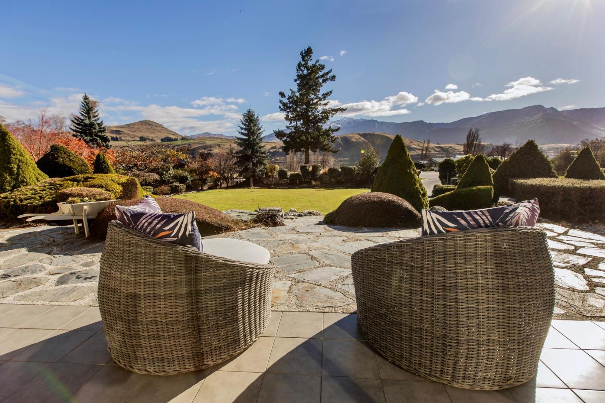 The Shan'S Lodge Queenstown Exteriör bild