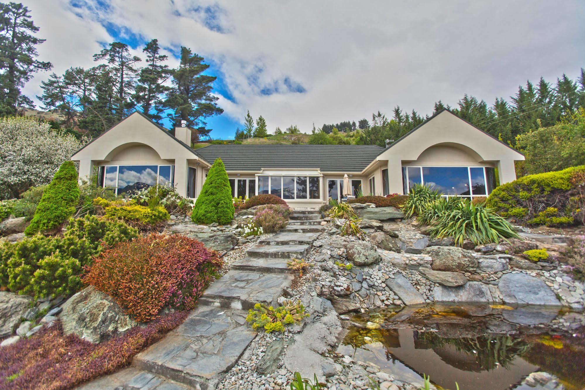 The Shan'S Lodge Queenstown Exteriör bild