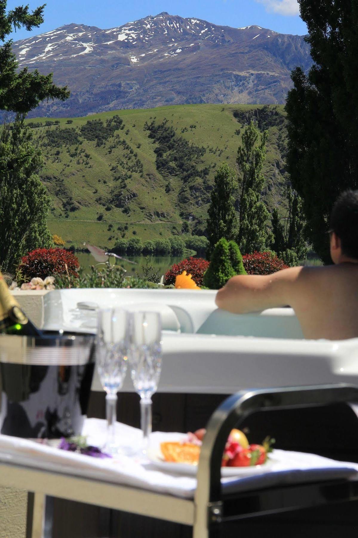The Shan'S Lodge Queenstown Exteriör bild